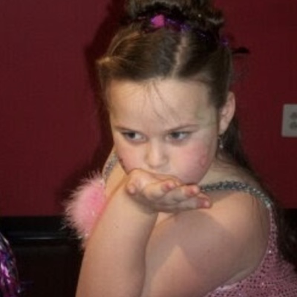 Meet your Posher, Caroline